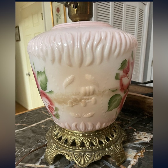 Vintage GWTW Horse Carriage Embossed Hand Painted Electric Lamp~Base Only - Picture 3 of 4